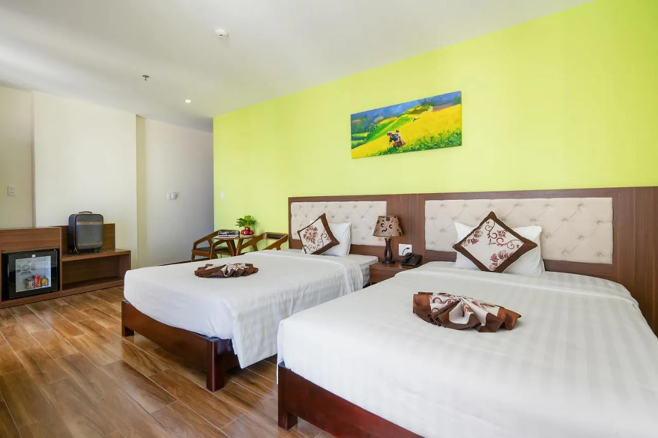 Tay Bac Hotel Da Nang 3*,